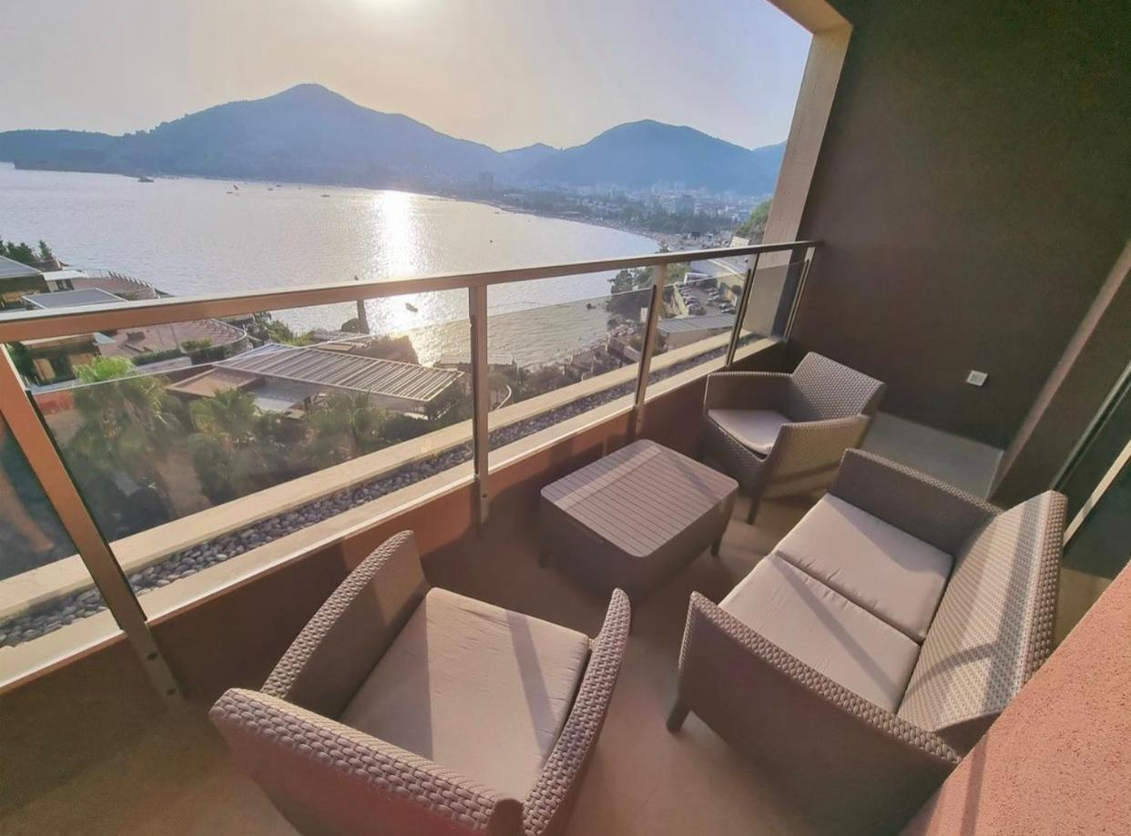 Harmonia Sunset Apartment บุดวา ภายนอก รูปภาพ