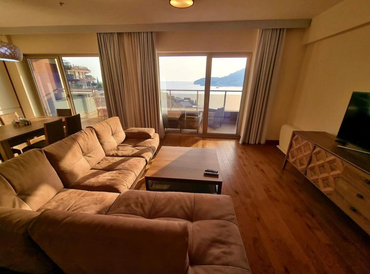 Harmonia Sunset Apartment บุดวา ภายนอก รูปภาพ