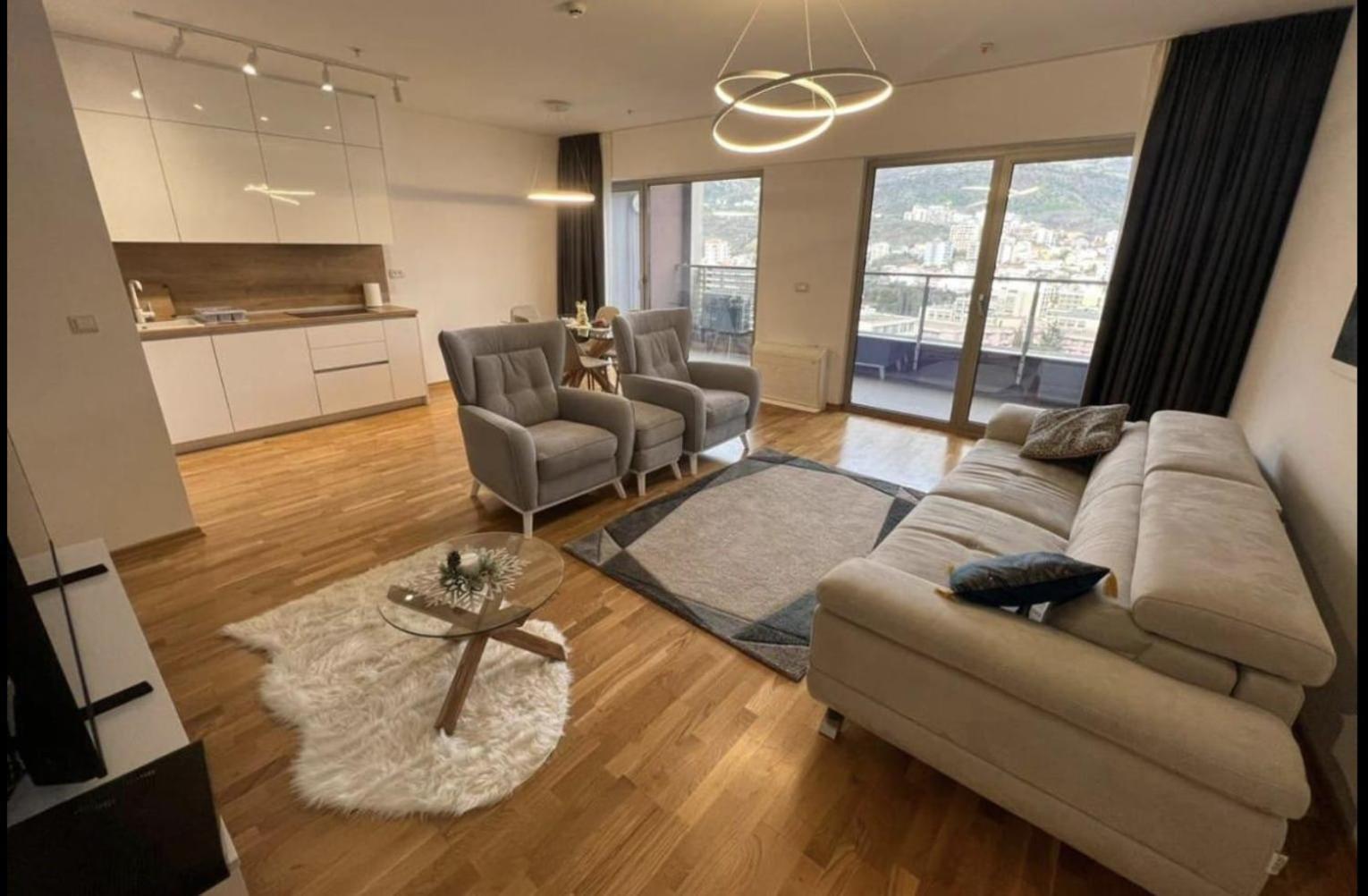 Harmonia Sunset Apartment บุดวา ภายนอก รูปภาพ